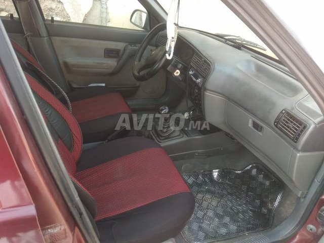 Voiture Renault R19 1993 au Maroc Diesel - 7 chevaux
