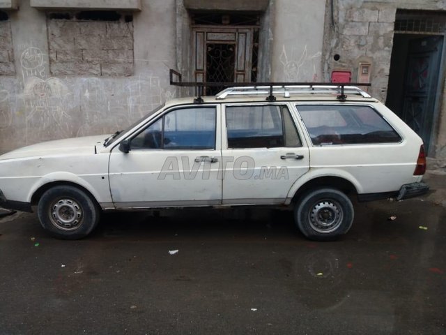Voiture Volkswagen Passat 1982 au Maroc Diesel - 6 chevaux