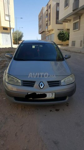 Voiture Renault Megane 2003 au Maroc Essence - 8 chevaux