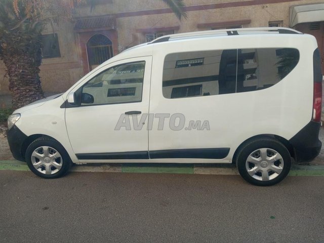 Voiture Dacia Dokker 2016 au Maroc Diesel - 6 chevaux