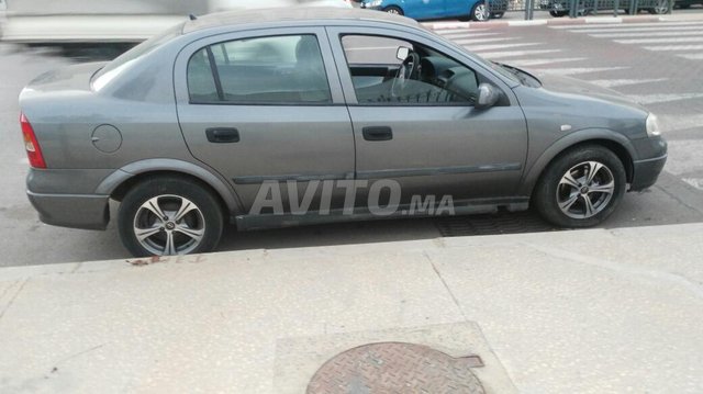 Voiture Opel Astra 2004 au Maroc Diesel - 7 chevaux