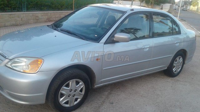 Voiture Honda Civic 2003 au Maroc Essence