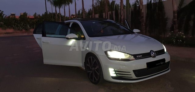 Voiture Volkswagen Golf 7 2014 au Maroc Diesel - 8 chevaux