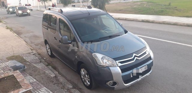 Voiture Citroen Berlingo 2010 au Maroc Diesel - 6 chevaux