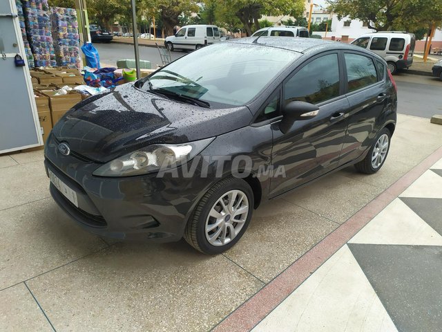 Voiture Ford Fiesta 2012 au Maroc Essence - 6 chevaux