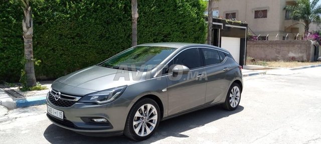 Voiture Opel Astra 2017 au Maroc Diesel - 6 chevaux