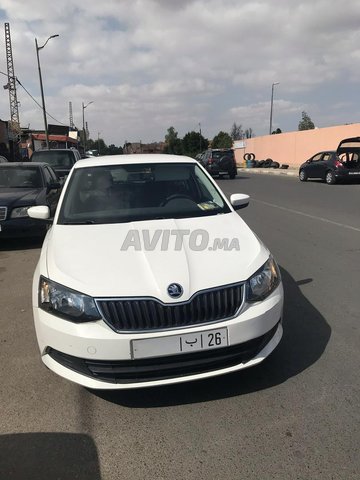 Voiture Skoda Fabia 2018 au Maroc Essence - 6 chevaux