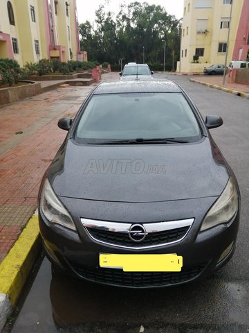 Voiture Opel Astra 2010 au Maroc Diesel - 7 chevaux