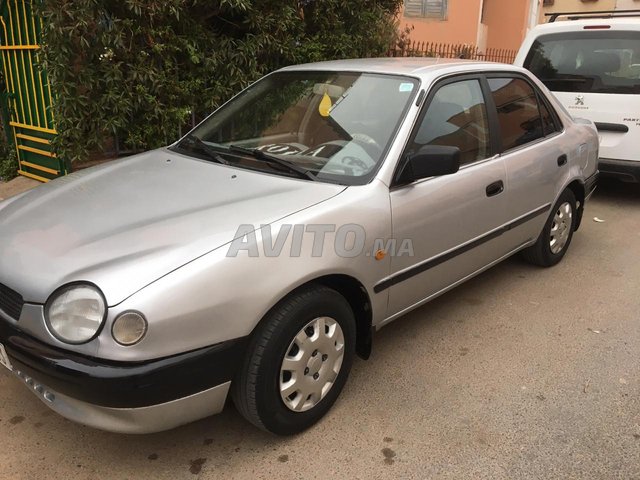 Voiture Toyota Corolla 2000 au Maroc Essence - 7 chevaux