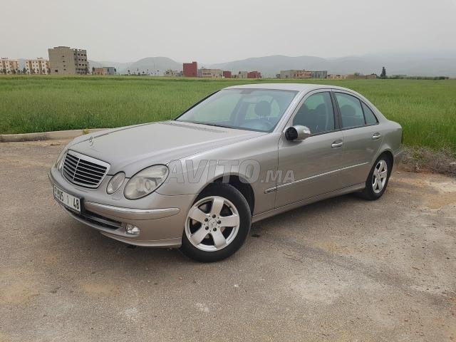 Voiture Mercedes benz 220 2005 au Maroc Diesel - 9 chevaux