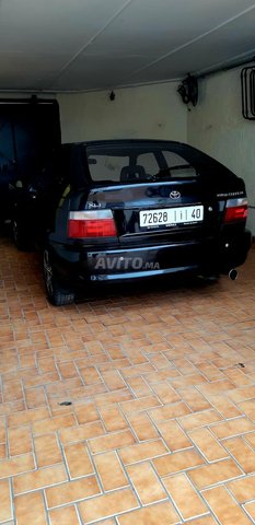 Voiture Toyota Corolla 1992 au Maroc Essence - 8 chevaux