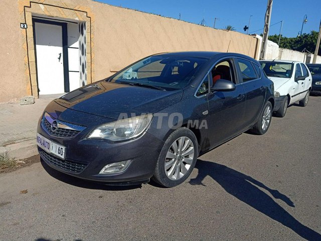 Voiture Opel Astra 2012 au Maroc Diesel - 7 chevaux