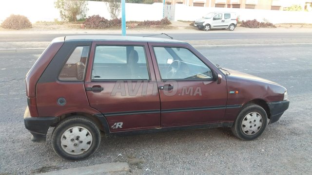 Voiture Fiat Uno 1995 au Maroc Essence - 6 chevaux