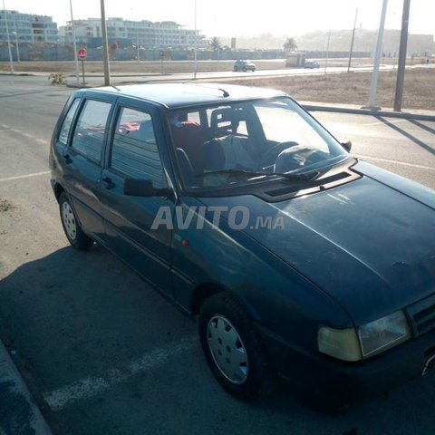 Voiture Fiat Uno 2000 au Maroc Essence