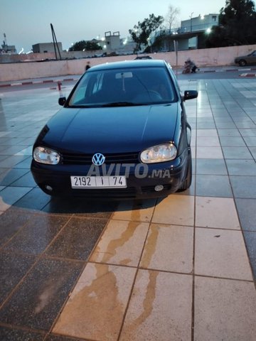 Voiture Volkswagen Golf 4 2002 au Maroc Diesel - 8 chevaux