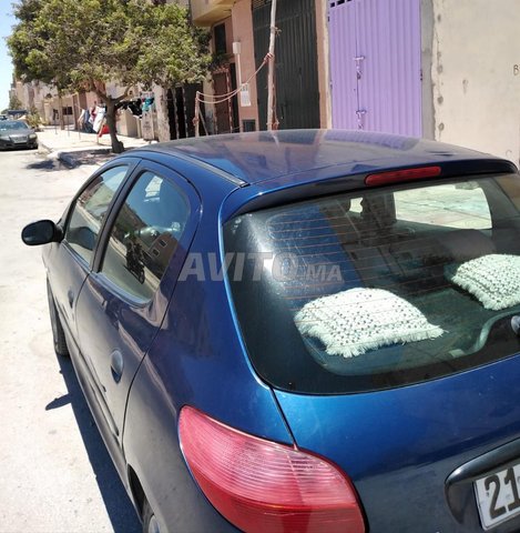Voiture Peugeot 206 2000 au Maroc Essence - 6 chevaux