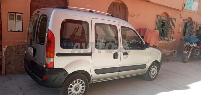 Voiture Renault Kangoo 2007 au Maroc Diesel - 6 chevaux