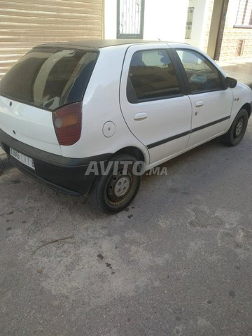 Voiture Fiat Palio 1999 au Maroc Essence - 5 chevaux