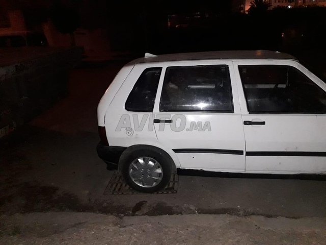 Voiture Fiat Uno 1985 au Maroc Essence - 5 chevaux