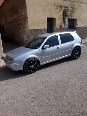 Voiture Volkswagen Golf 4 2000 au Maroc Diesel - 8 chevaux