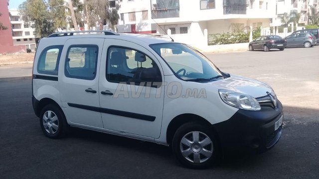 Voiture Renault Kangoo 2017 au Maroc Diesel - 6 chevaux