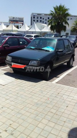 Voiture Peugeot 205 1990 au Maroc Diesel - 7 chevaux