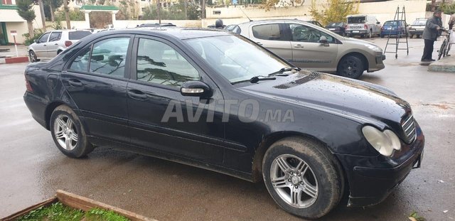 Voiture Mercedes benz Classe c 2002 au Maroc Diesel - 9 chevaux