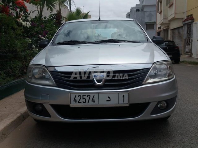 Voiture Dacia Logan 2011 au Maroc Essence - 8 chevaux