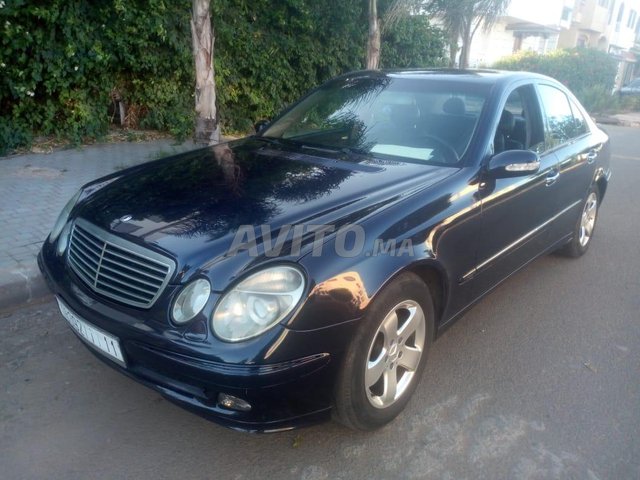 Voiture Mercedes benz 270 2003 au Maroc Diesel - 11 chevaux