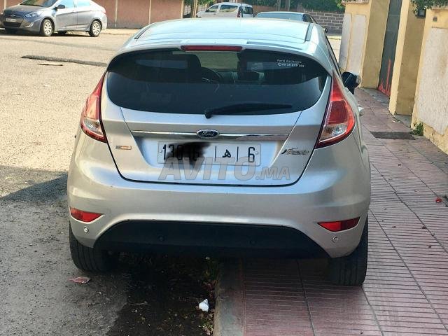 Voiture Ford Fiesta 2013 au Maroc Diesel - 6 chevaux