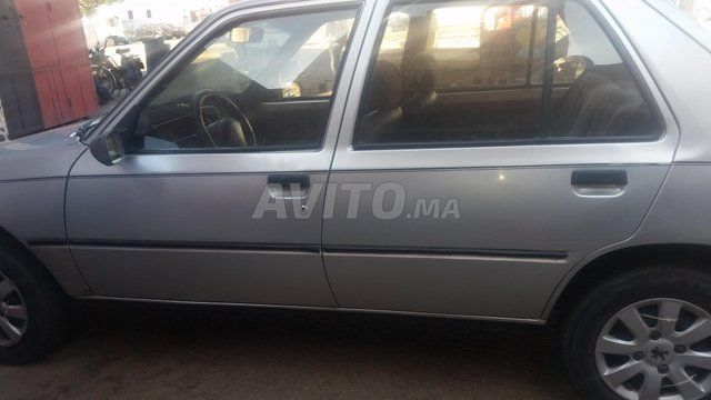 Voiture Peugeot 205 1998 au Maroc Diesel - 6 chevaux