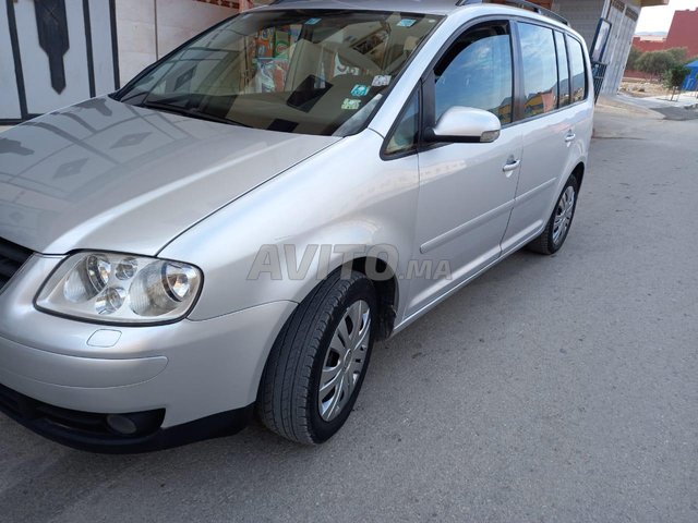 Voiture Volkswagen Touran 2004 au Maroc Diesel - 8 chevaux