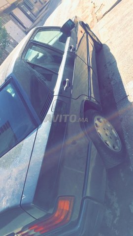 Voiture Mercedes benz R190 1990 au Maroc Diesel