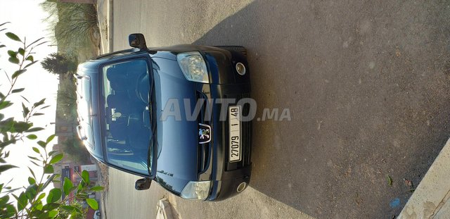 Voiture Peugeot Partner 2008 au Maroc Diesel - 7 chevaux