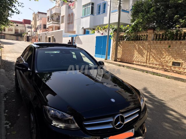 Voiture Mercedes benz 220 2014 au Maroc Diesel - 8 chevaux