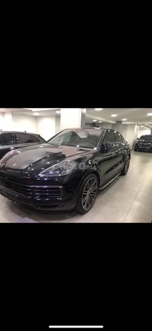Voiture Porsche Cayenne 2019 au Maroc Essence - 18 chevaux