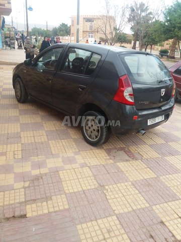 Voiture Dacia Sandero 2011 au Maroc Essence - 8 chevaux