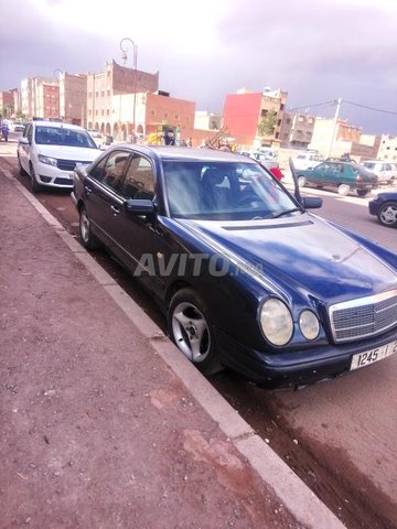 Voiture Mercedes benz 220 1997 au Maroc Diesel - 9 chevaux