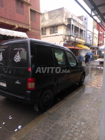 Voiture Peugeot Partner 2006 au Maroc Diesel - 7 chevaux