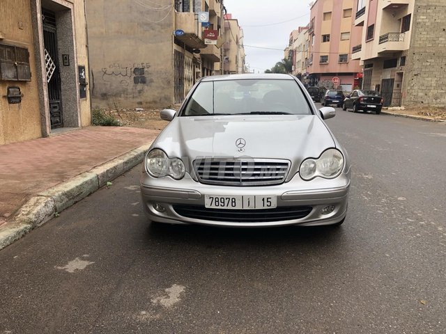 Voiture Mercedes benz Classe c 2005 au Maroc Diesel - 9 chevaux