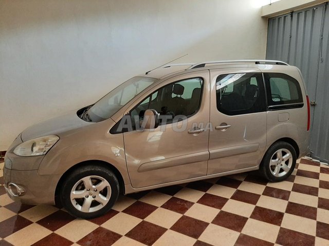 Voiture Peugeot Partner 2012 au Maroc Diesel - 6 chevaux