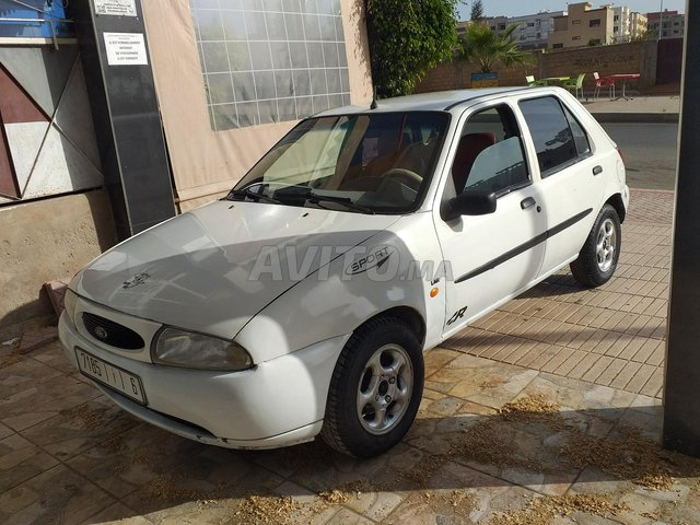 Voiture Ford Fiesta 1997 au Maroc Diesel - 6 chevaux