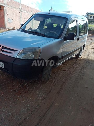 Voiture Peugeot Partner 2005 au Maroc Diesel - 7 chevaux