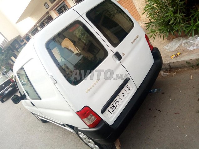 Voiture Peugeot Partner 2008 au Maroc Diesel - 7 chevaux