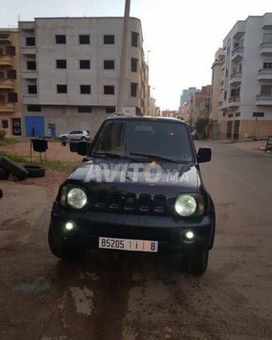 Voiture Suzuki Jimny 1999 au Maroc Essence
