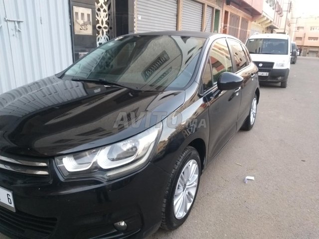 Voiture Citroen C4 2015 au Maroc Diesel - 6 chevaux
