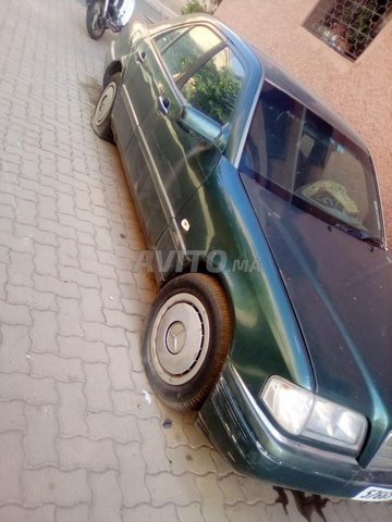 Voiture Mercedes benz R250 1993 au Maroc Diesel - 8 chevaux