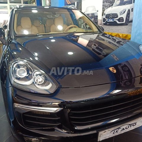 Voiture Porsche Cayenne 2016 au Maroc Diesel - 12 chevaux