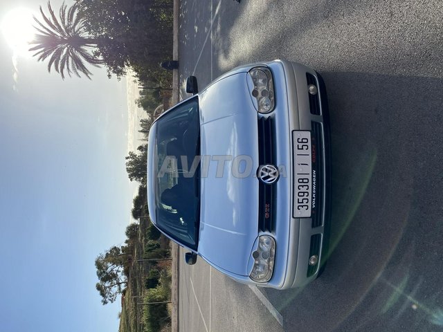 Voiture Volkswagen Golf 4 2002 au Maroc Diesel - 8 chevaux
