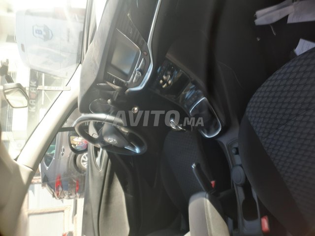 Voiture Opel Astra 2017 au Maroc Diesel - 6 chevaux